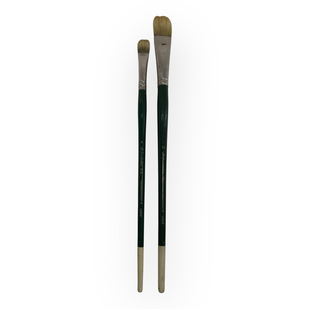 (2) M Grumbacher Gainsborough 1271-F Hog Bristle Paint Brushes Size 8 & 12 VTG